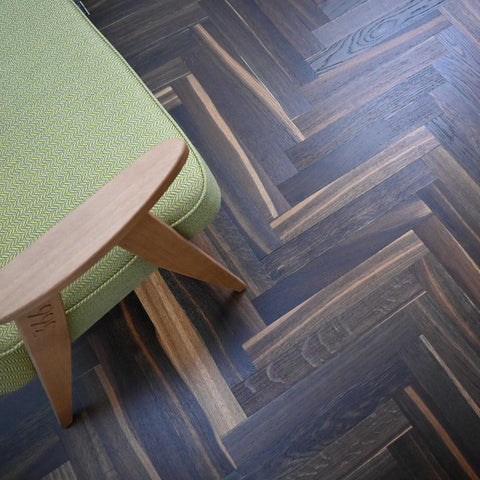 V4 TH108 Smoked Oak Strip Herringbone